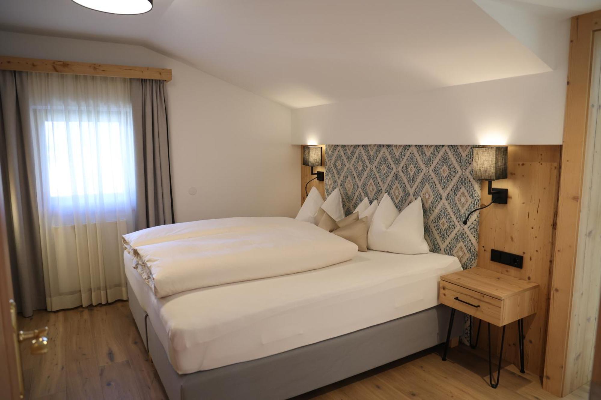 Hotel Garni Glockenstuhl 3*