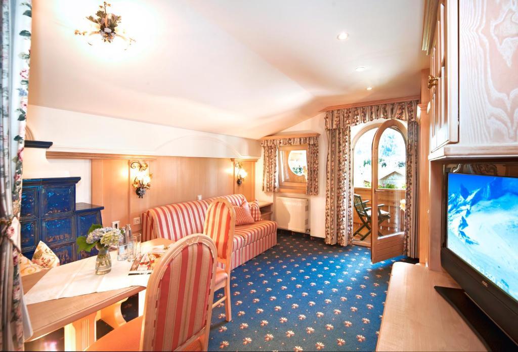 Garni Glockenstuhl Hotel 3*
